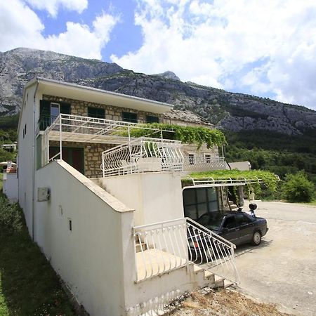 Holiday Home Макарска Экстерьер фото