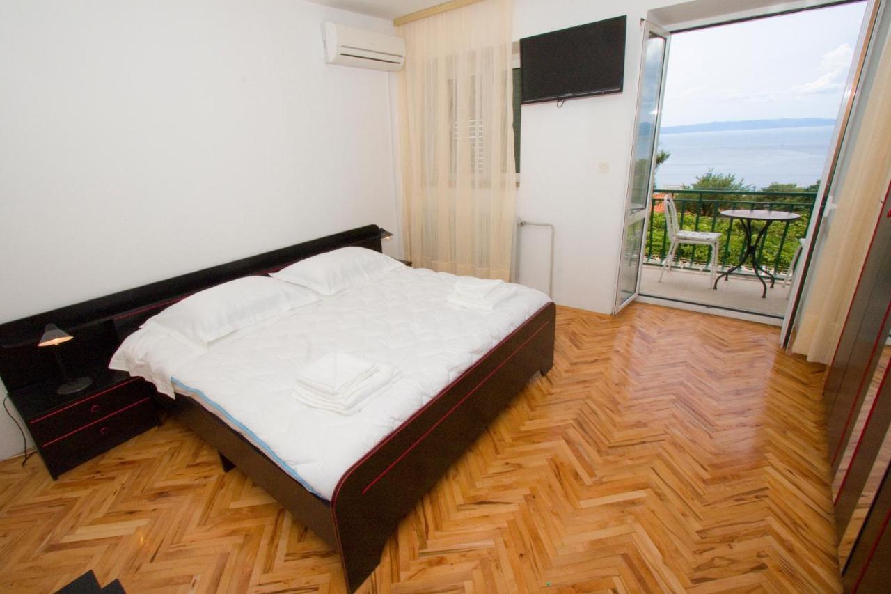 Holiday Home Макарска Экстерьер фото